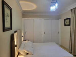 2 Schlafzimmer, Bügeleisen/Bügelbrett, WLAN