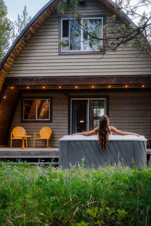 Terrace/patio - Retro A-Frame w/ Hot Tub, Perfect Couple's Getaway (Island Park)