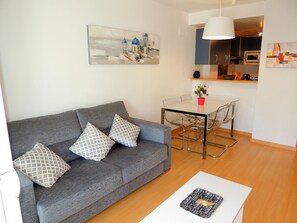 Apartment | Living room - Apartment in Roses for 4 People (Roses)
