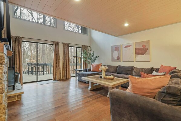 Téléviseur, foyer, chaîne audio