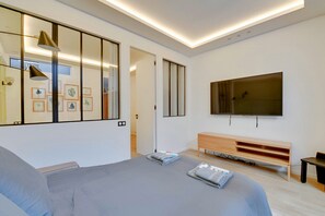 2 bedrooms, Internet, bed sheets