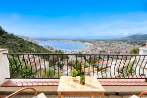 Apartment | View from property - Apartment in Rosas Near Cap de Creus (Roses)