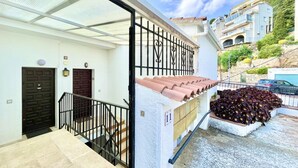 Apartment | Exterior - Apartment in Rosas Near Cap de Creus (Roses)