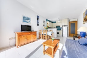 Apartment | Living room