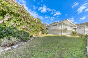 Apartment | Garden - Apartment in Roses Near Platja Almadrava (Roses)