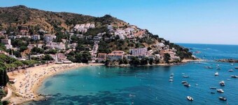 Apartment in Roses Near Platja Almadrava
