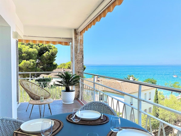 Apartment | Balcony - Apartment Near Canyelles Petites Beach (Roses)