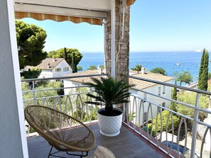 Apartment | Balcony