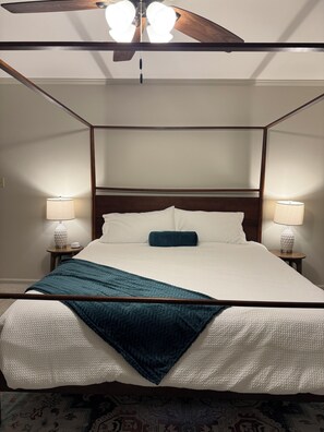 2 Schlafzimmer, Schreibtisch, Reisekinderbett, kostenloses WLAN