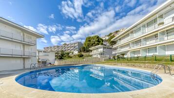 Apartment | Pool | Outdoor pool