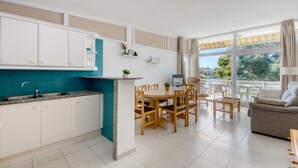 Private kitchen - Apartment in Roses Near Beach (Roses)