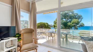 Apartment | Living room