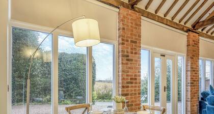 3 bedroom accommodation in Whitchurch
