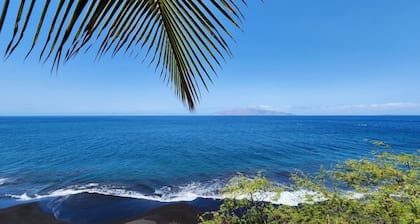 Casinha Nova - Entire Home With City & Ocean View in Sao Filipe