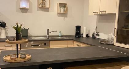 NEU FeWo Burgunderwiese die moderne Ferienwohnung direkt am Rotweinwanderweg