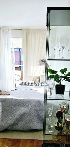 1 chambre, fer et planche à repasser, Wi-Fi, draps fournis