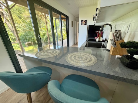 Interior. Turtle Bay One Bedroom