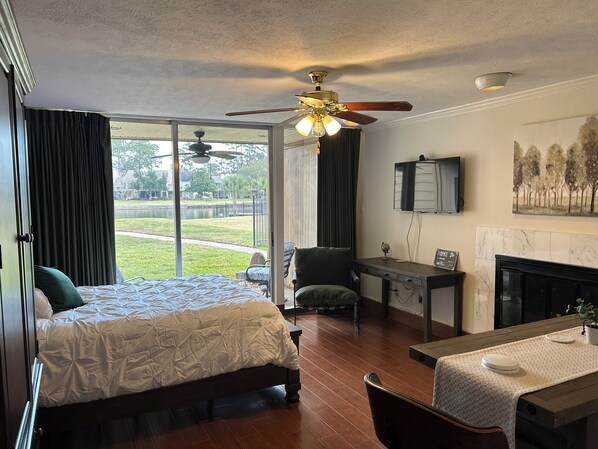 1 chambre, fer et planche à repasser, Wi-Fi, draps fournis