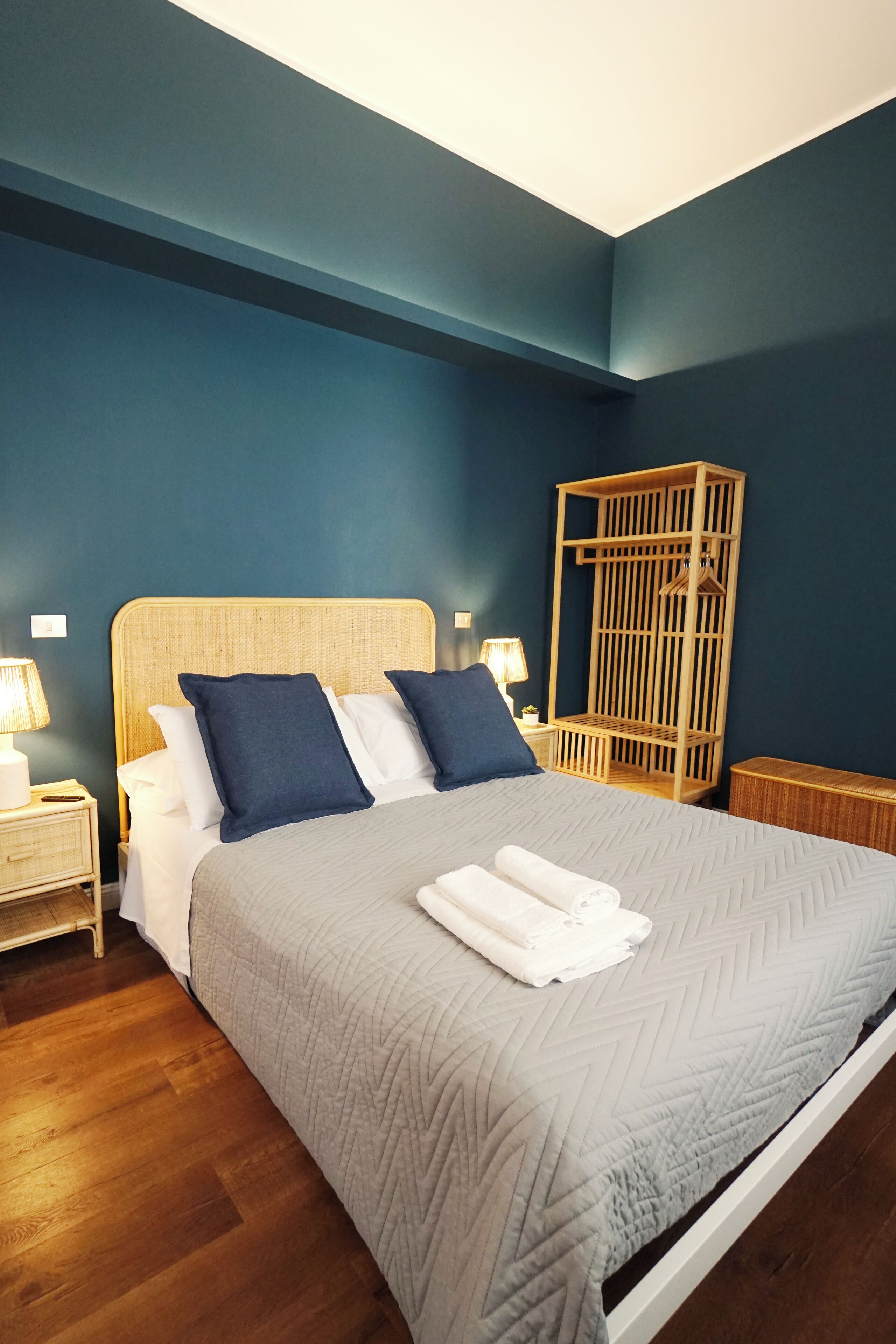 1 bedroom, in-room safe, desk, iron/ironing board