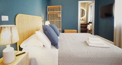 Suite No. 5. Elegant 45sqm in the principal square - 5 min from the Ruins