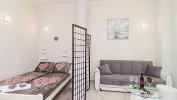 1 bedroom, iron/ironing board, travel crib, WiFi