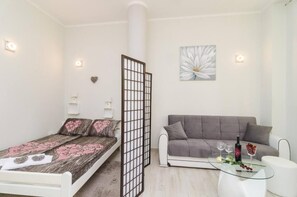 1 chambre, fer et planche Ă repasser, lit parapluie, Wi-Fi