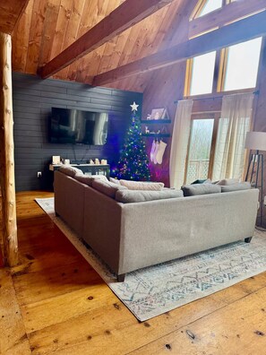 Smart TV, lareira, videogames, DVD player