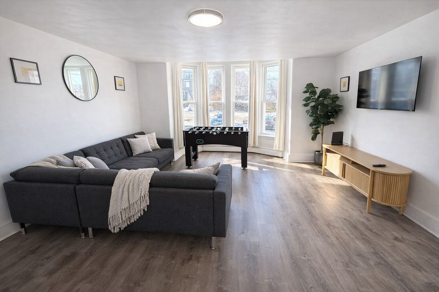 Smart-tv och en stereo