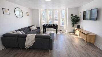 Smart-tv och en stereo