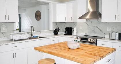 Spacious Home Near Mohegan Sun