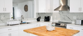 Spacious Home Near Mohegan Sun