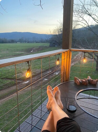 Rustic Ranch Retreat - 6 bedrooms, 5 bath, game room, working cattle ranch!