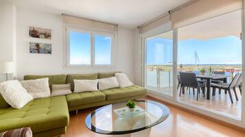 Apartment | Living room