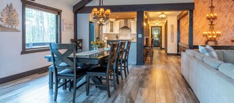 Forest Whisper Retreat: 4-bdrm lodge in Daggett. Get away and have everything.