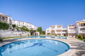 Apartment | Pool | Outdoor pool
