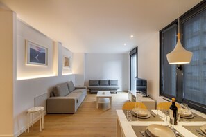 Living area - Urbanfive 1A, downtown Ourense, 3-bedroom apartment with a terrace (Ourense)
