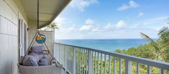 Amazing Oceanview New Delux Home with A/C