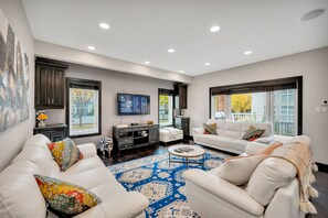 TV connectée, cheminée