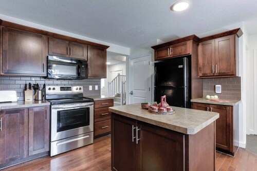 Song - 2 Bedrooms, 2.5 Bathrooms, Leduc / YEG