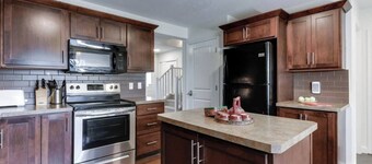 Song - 2 Bedrooms, 2.5 Bathrooms, Leduc / YEG