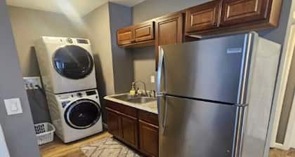 The Duet-Suite at Mt. Pleasant 2BR LaundryParking
