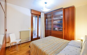 2 bedrooms, free WiFi