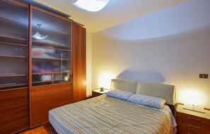 2 bedrooms, free WiFi