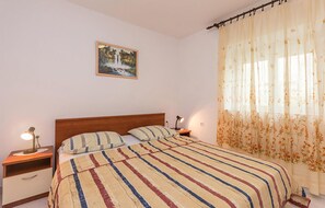 2 bedrooms, free WiFi, bed sheets