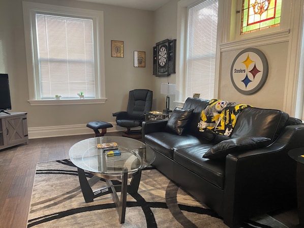 Smart TV, video games