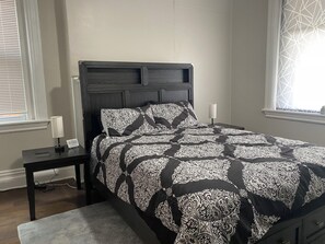 1 chambre, fer et planche à repasser, Wi-Fi, draps fournis