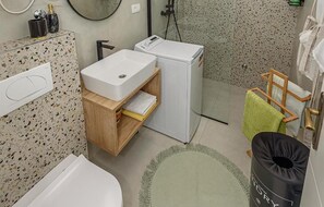 Shower - Cozy home in Bobovisca (Bobovisca)
