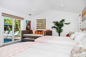 3 chambres, fer et planche à repasser, lit parapluie, Wi-Fi