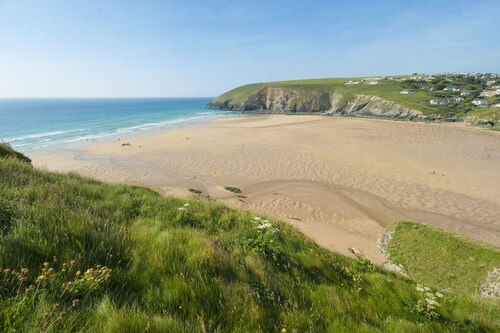Countryside views - Pet friendly & free parking