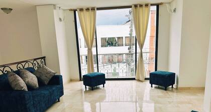 Maljut House & Coffee - Elegance and Comfort West of the City.